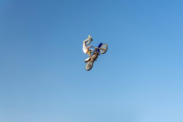 motocross stunt freestyle jump 8284539