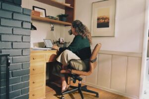 Read more about the article How to Develop a Strong Sense of Self